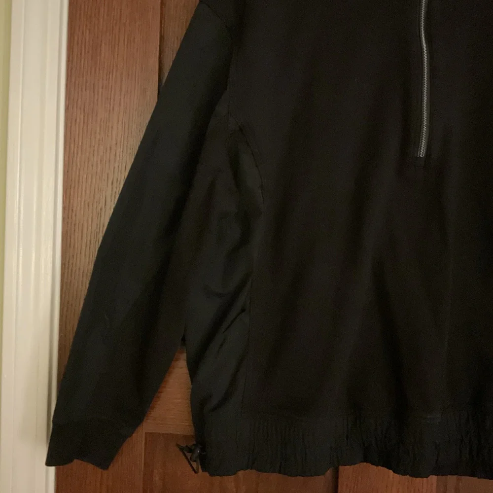 Athleta All-Black Two-Tone Mixed Media 1/2 Zip Pullover – Size Large